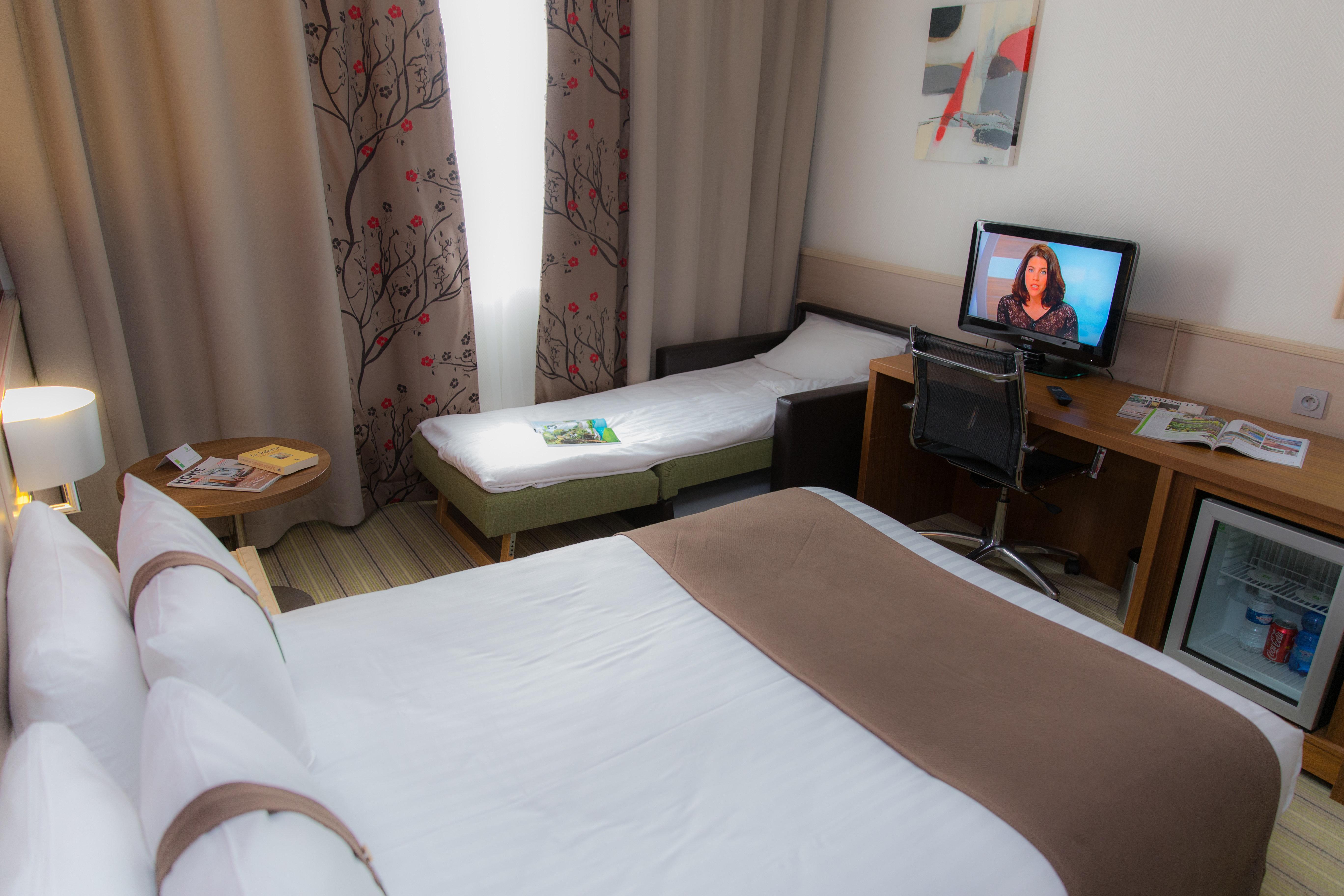 Centre By Ihg Hotel