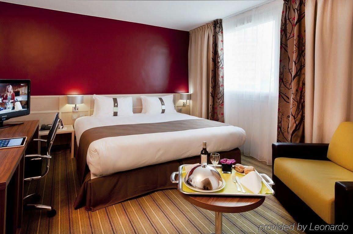 Centre By Ihg Hotel