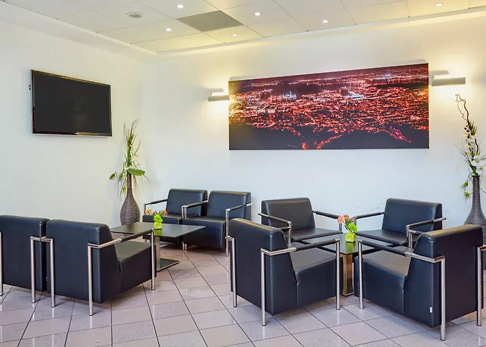Holiday Inn Toulon City Centre By Ihg
