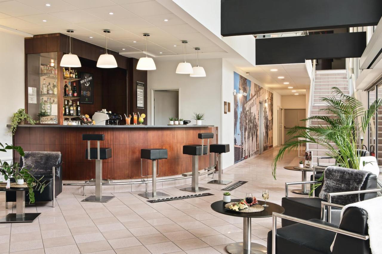 Centre By Ihg Hotel